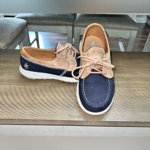 Skechers Gowalk laced deck shoe